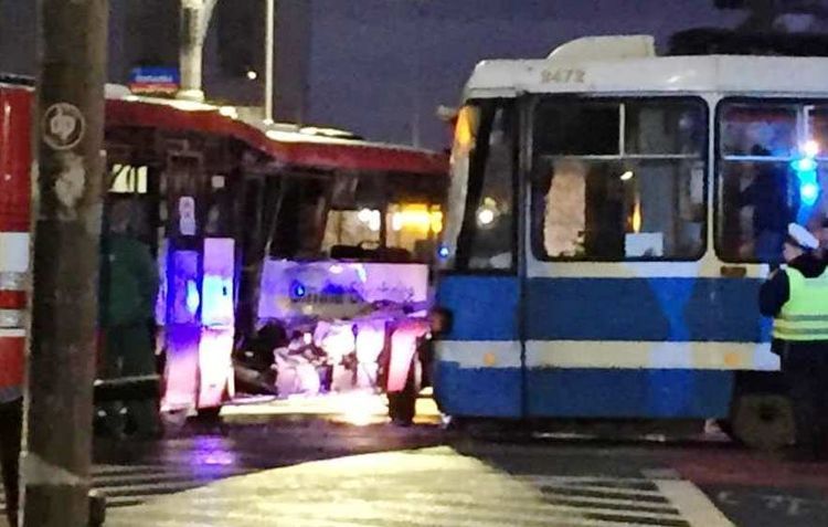 Wrocław: Wypadek koło Wroclavii. Autobus zderzył się z tramwajem, Aleksandra Grembowska