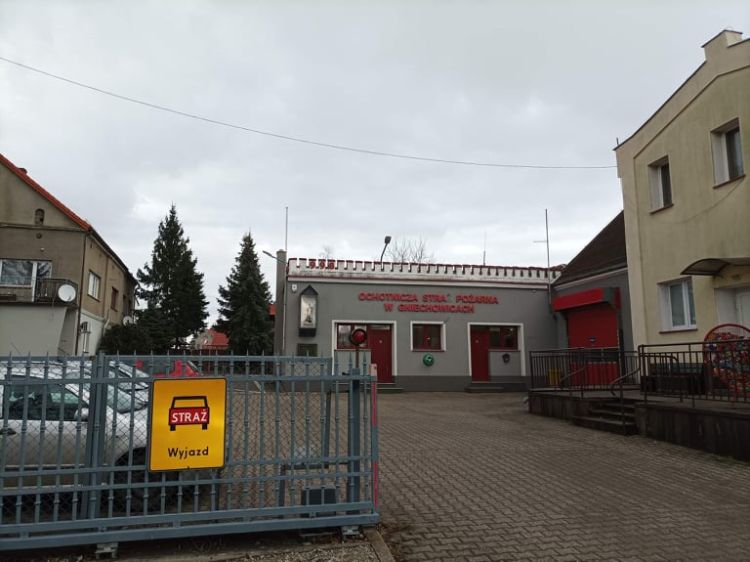 Dolny Śląsk: dary dla uchodźców z Ukrainy zbierają także strażacy, OSP KSRG Gniechowice
