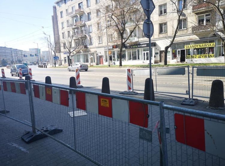 Ruszyła przebudowa ulicy Sądowej. Zabiorą część jezdni pod ścieżkę rowerową, Wrocławskie Inwestycje