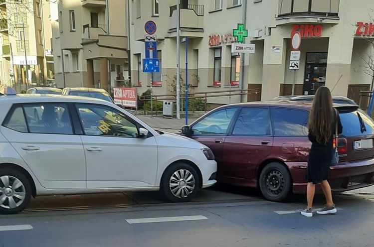 Wrocław: ważna ulica była nieprzejezdna po wypadku, Paweł Jura
