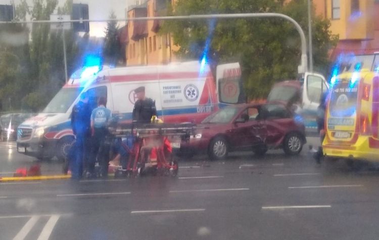 Groźny wypadek motocyklisty we Wrocławiu, Pomoc Drogowa AUTO-HARD