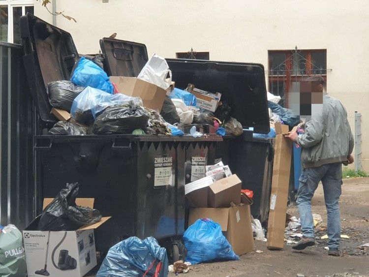 Będą kolejne podwyżki opłat za śmieci we Wrocławiu?, Straż Miejska Wrocławia