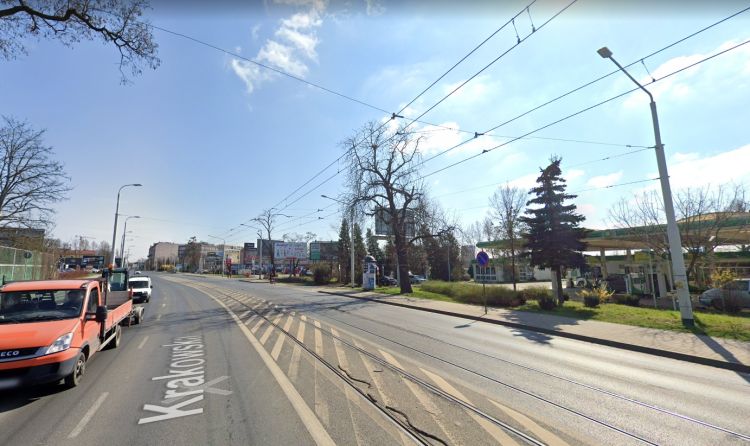 Wrocław: Na Krakowskiej powstanie buspas. Jest decyzja, Google Street View