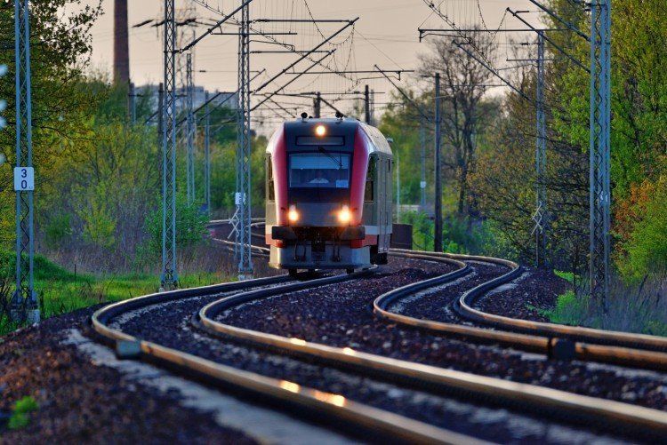 Wrocław: Pasjonaci kolei traktowani jak podejrzani? Służby ich legitymują, Adobe Stock