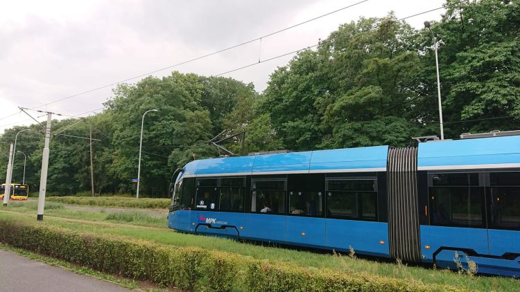 Wrocław: Tramwaj zerwał sieć trakcyjną na ulicy Pilczyckiej, Łukasz Jakóbek