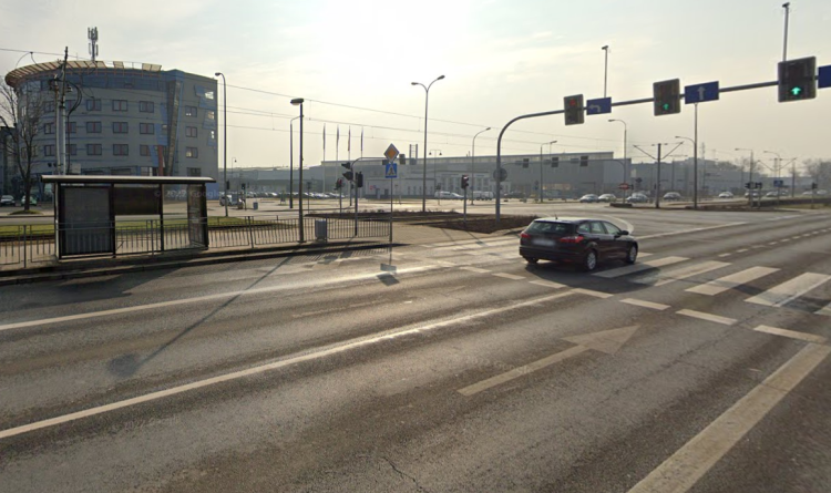 Wrocław: Ulica Żmigrodzka do remontu. Powstanie droga rowerowa, Google Maps
