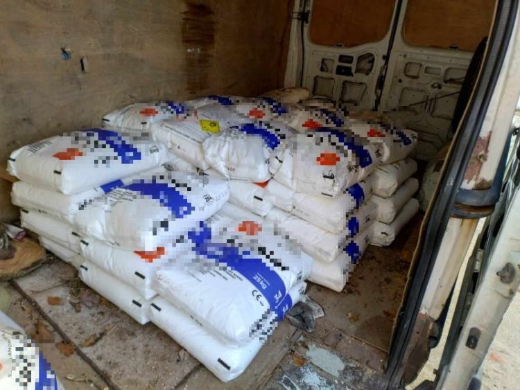 Złodziej recydywista ukradł rolnikowi prawie 4 tony nawozu, Policja Dolnośląska
