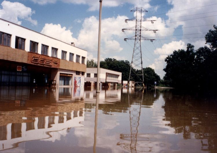 12 lipca 1997 wielka woda zalała Wrocław, Neo[EZN] (zbiory prywatne)/fotopolska.eu