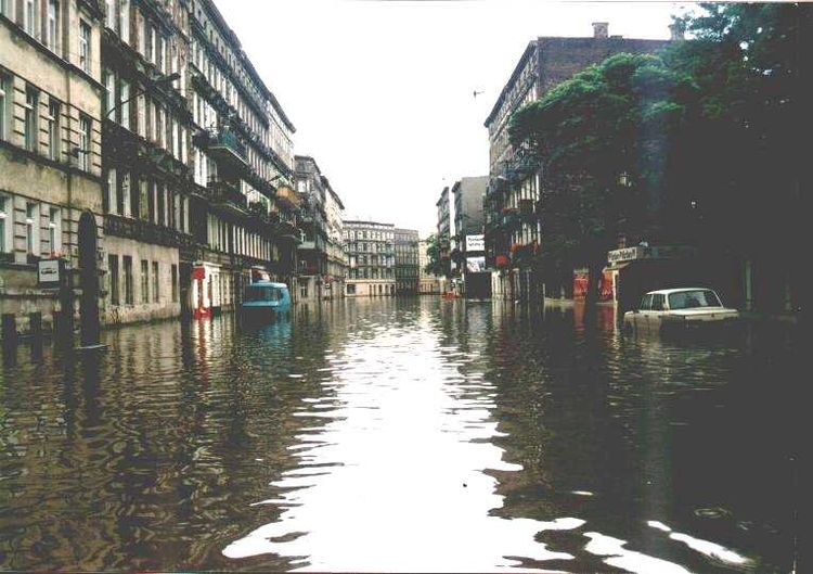 12 lipca 1997 wielka woda zalała Wrocław, Poli/fotopolska.eu