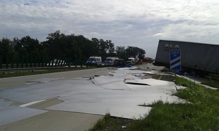 Wypadek na A4. Utrudnienia na autostradzie w kierunku Katowic! (UTRUDNIENIA, ZDJĘCIA), Kamil Wójkowski / TVP3 Wrocław
