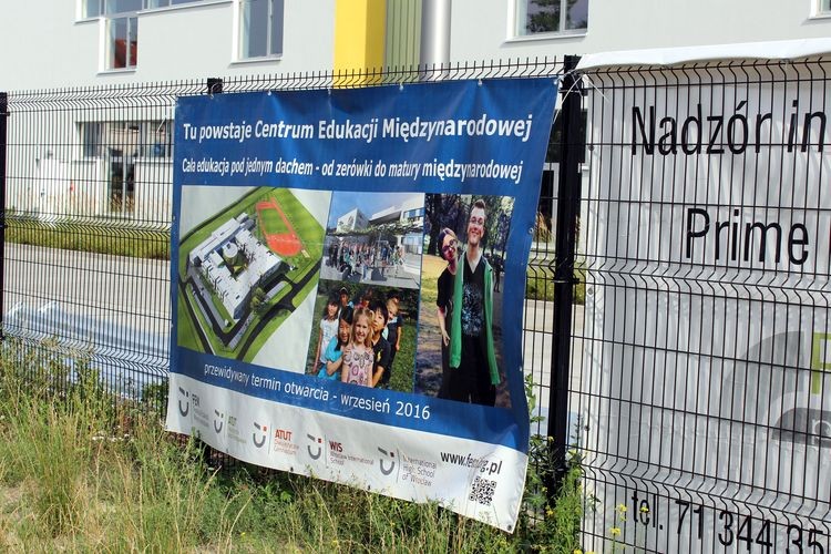Mieszkańcy obawiają się, że wraz z otwarciem nowej szkoły ruch w okolicy się zwiększy, Bartosz Senderek