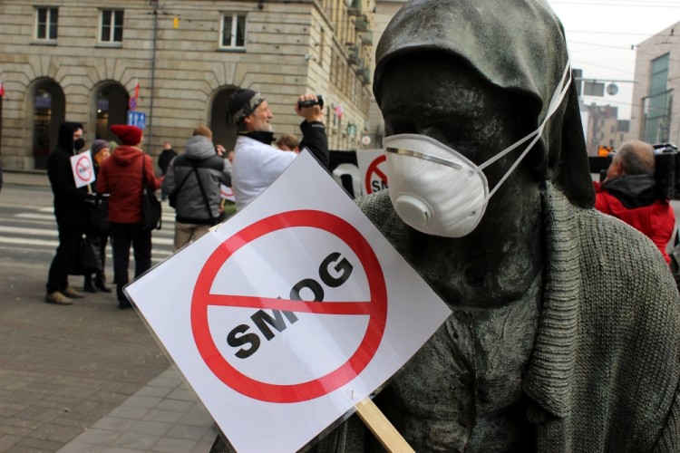 Oddychanie wrocławskim powietrzem równie groźne jak palenie papierosów? [ZOBACZ ZDJĘCIA Z HAPPENINGU], Bartosz Senderek