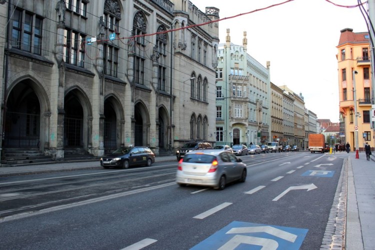 Wrocław dawniej i dziś: ulica Krupnicza, Bartosz Senderek