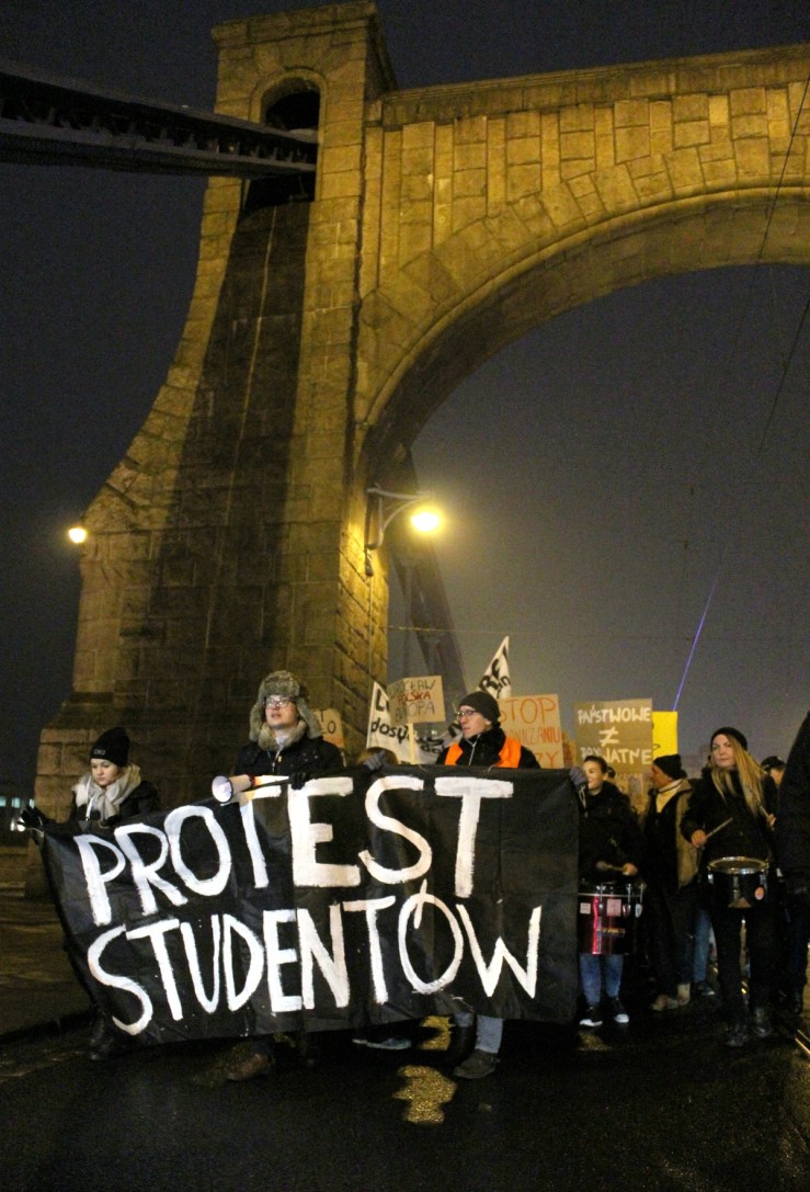 Protest Studentów przeszedł przez Wrocław [DUŻO ZDJĘĆ, VIDEO], Bartosz Senderek