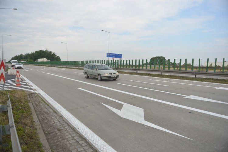Od jutra na A4 zakaz wyprzedzania dla ciężarówek. Rząd zapowiedział trzeci pas autostrady, Wojciech Bolesta