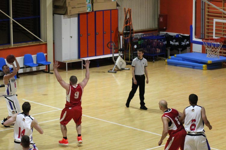 WroBasket: Golden Play rzutem na taśmę ratuje się od spadku [GALERIA], Paweł Prochowski