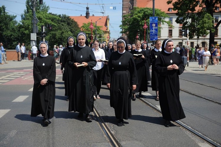 Przez Wrocław przeszła procesja z okazji Bożego Ciała [FOTORELACJA], Wojciech Bolesta