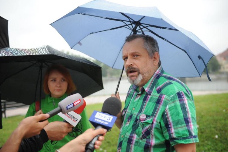 Razem i Zieloni chcą obronić Wrocław przed powodzią [ZDJĘCIA], Wojciech Bolesta