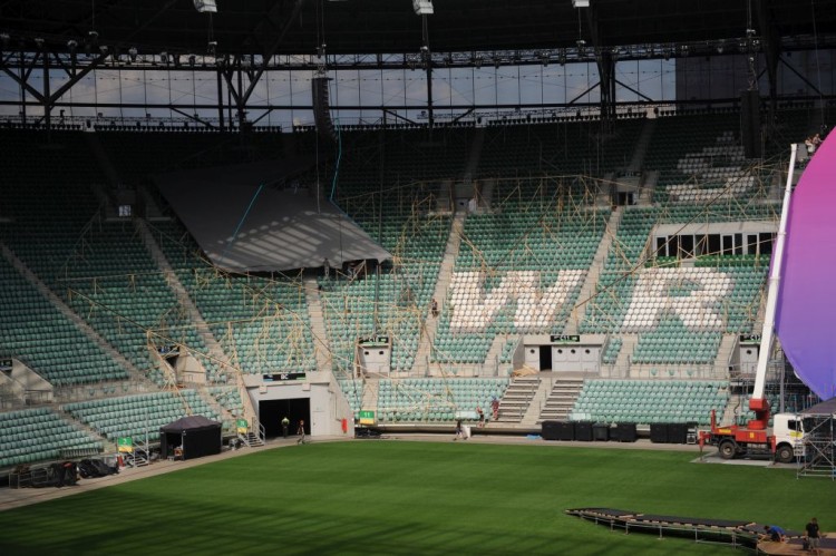 Budowa sceny na Stadionie Wrocław na ceremonią otwarcia TWG 2017, Wojciech Bolesta, Paweł Prochowski