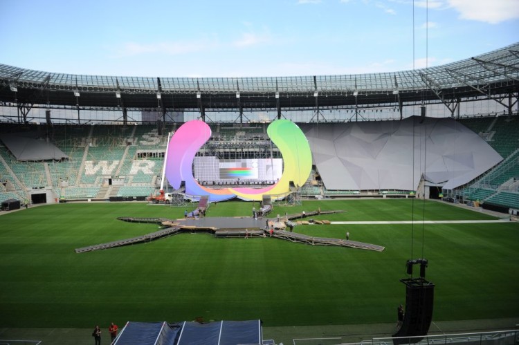 Budowa sceny na Stadionie Wrocław na ceremonią otwarcia TWG 2017, Wojciech Bolesta, Paweł Prochowski