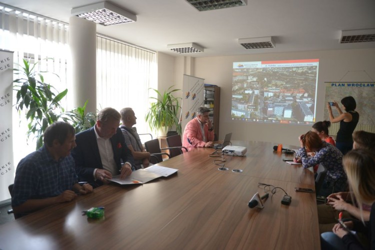 Podpisanie umowy na budowę torowiska na ul. Hubskiej, Wojciech Bolesta