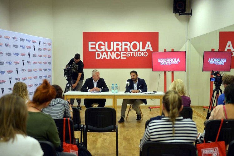 Agustin Egurrola otwiera szkołę tańca we Wrocławiu. Byliśmy w środku! [ZDJĘCIA, WIDEO], Wojciech Bolesta