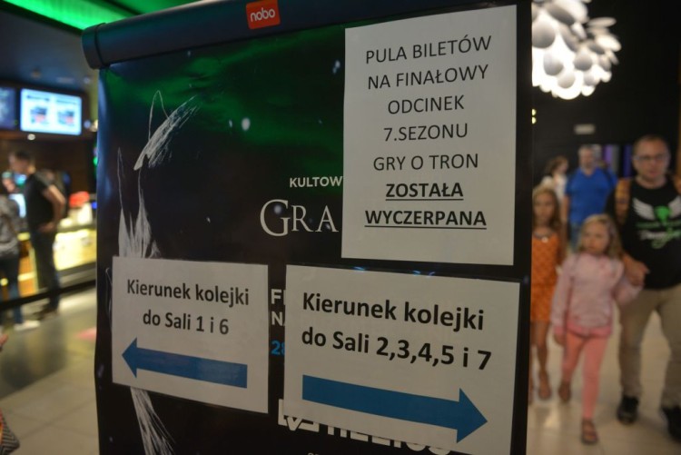 Tłumy wrocławian na premierze finału siódmego sezonu 