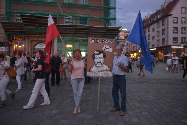 Wałęsa, Dutkiewicz i Frasyniuk przemówili na manifestacji we Wrocławiu [ZDJĘCIA], Wojciech Bolesta