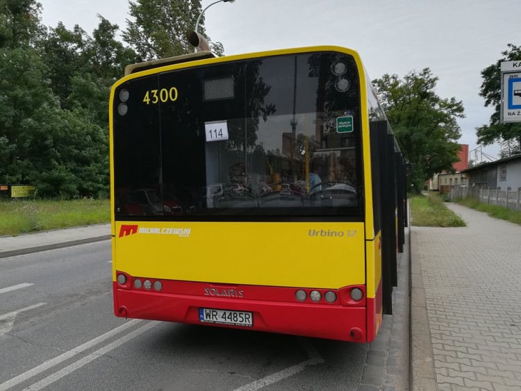 Nowe autobusy MAN i używane Solarisy lada dzień wyjadą na ulice. Które linie obsłużą? [ZDJĘCIA], red.