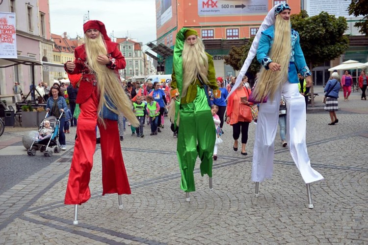 Wrocław: radosna parada na rozpoczęcie Międzynarodowego Festiwalu Krasnoludków [ZDJĘCIA], Wojciech Bolesta