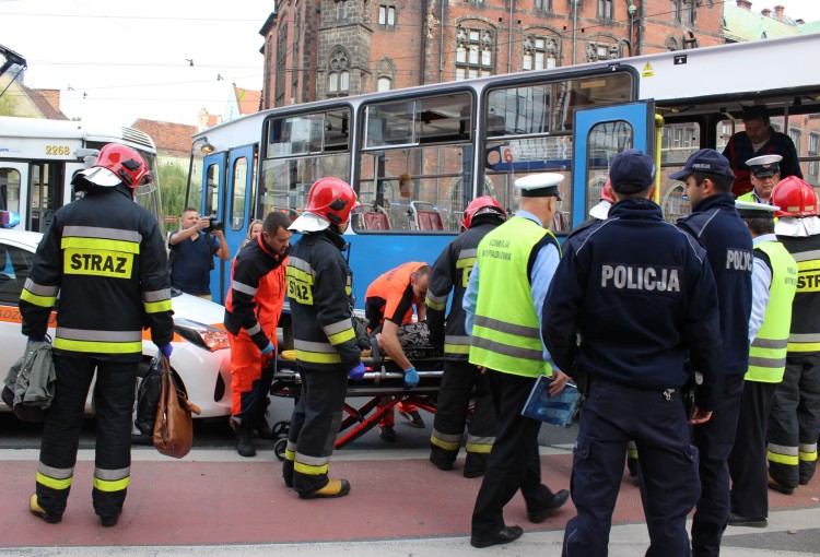 Zderzenie tramwajów w centrum Wrocławia. Są ranni [ZDJĘCIA], Marta Gołębiowska