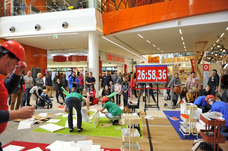 Turniej skręcania mebli w Ikei w Alei Bielany, Grzegorz Stadnik / materiały organizatora
