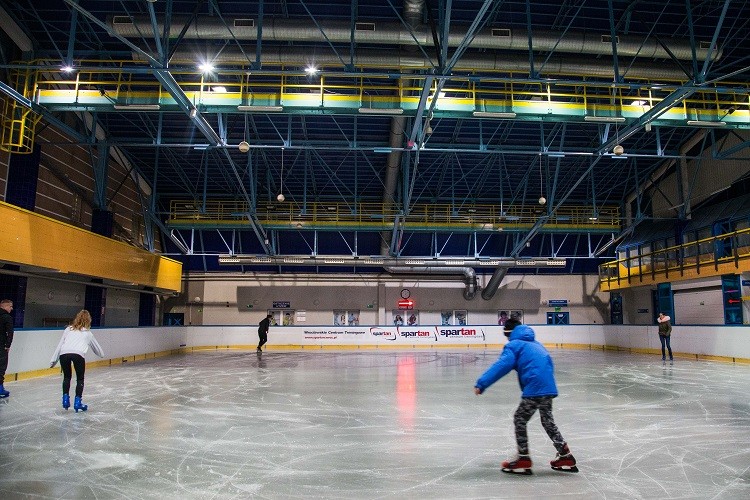 Sezon na łyżwy otwarty! Wrocławianie korzystają już z lodowisk [ZDJĘCIA], Magda Pasiewicz