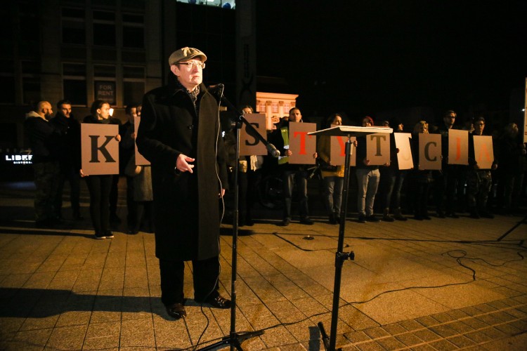 Wrocław: protest przeciwko reformie sądownictwa i zmianie ordynacji wyborczej [ZDJĘCIA], Magda Pasiewicz