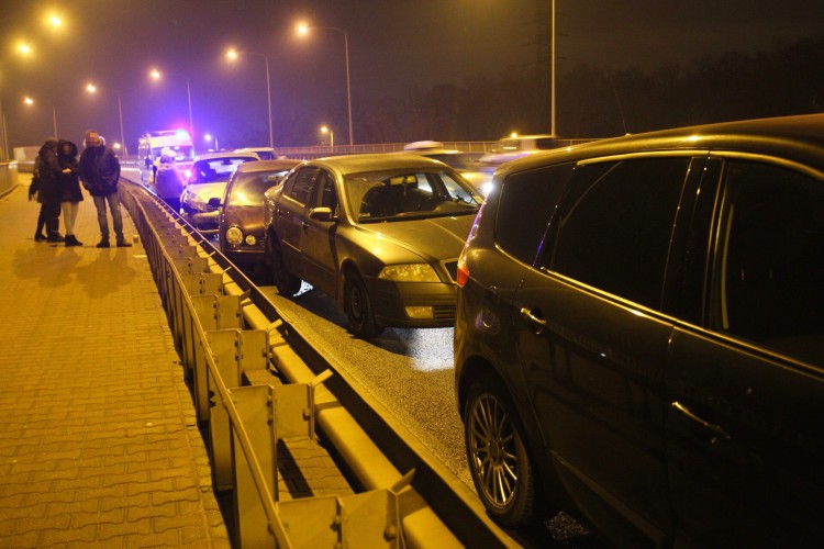 Zderzenie trzech samochodów na moście Milenijnym [ZDJĘCIA], Magda Pasiewicz