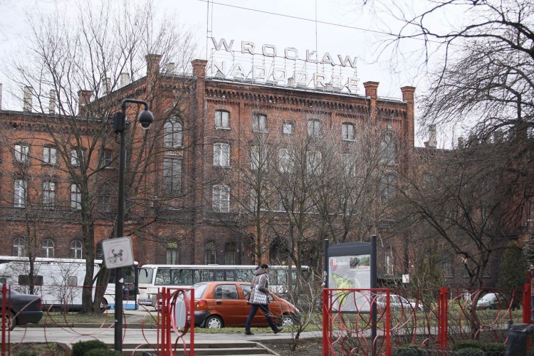 Dworzec Wrocław Nadodrze sprzedany, Magda Pasiewicz