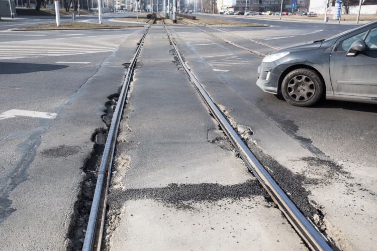 Rozpoczęła się naprawa torów tramwajowych na Legnickiej, Magda Pasiewicz