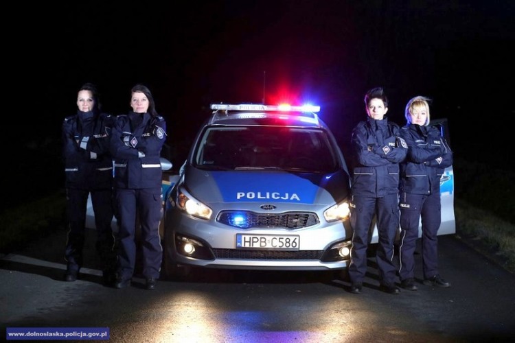 W dolnośląskiej policji jest coraz więcej kobiet [ZDJĘCIA], Dolnośląska policja