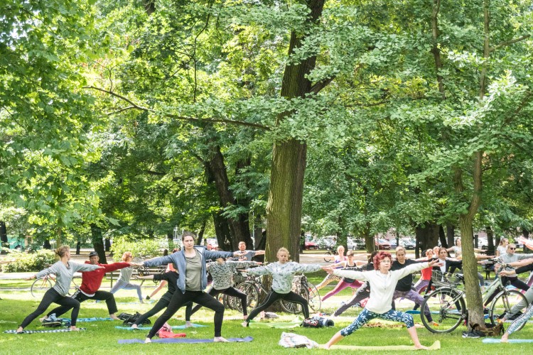 Pierwszy tegoroczny trening Jogi w Parku we Wrocławiu, Magda Pasiewicz