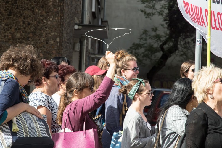 Kolejny wrocławski protest przeciwko zakazowi aborcji. 