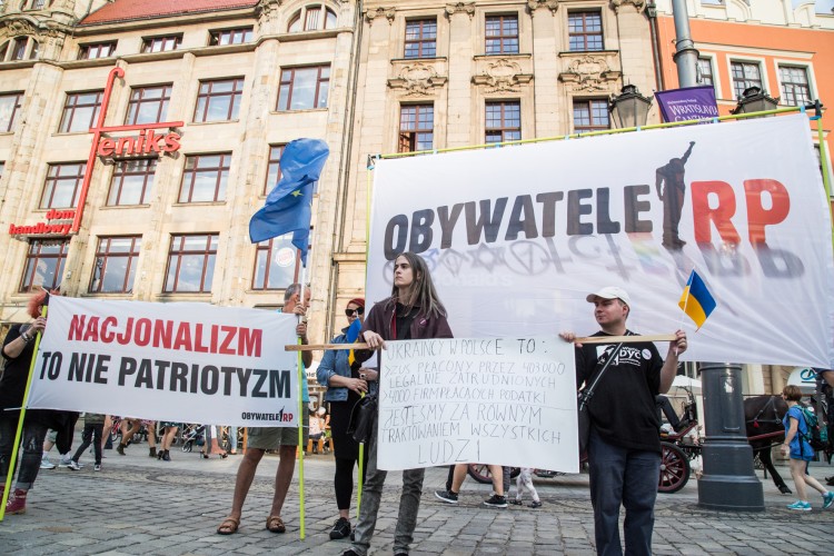 Politycy i aktywiści sprzeciwili się antyukraińskiej pikiecie na Rynku, Magda Pasiewicz