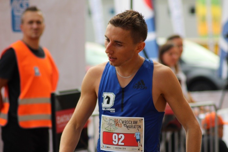 Meta 36. PKO Wrocław Maratonu na Stadionie Olimpijskim, Paweł Prochowski