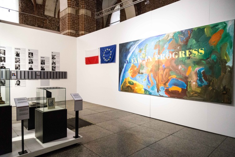 Wystawa „Polska światu” na stulecie niepodległości, Magda Pasiewicz