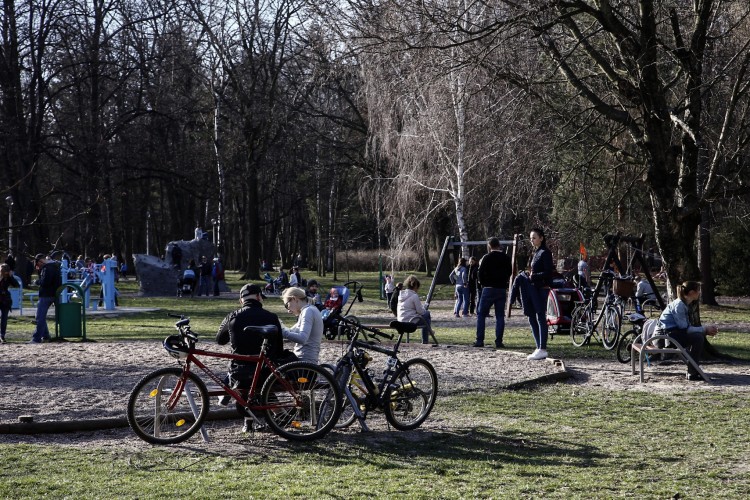 Wreszcie przyszła wiosna! Wrocławianie tłumnie ruszyli do parków [ZDJĘCIA], Magda Pasiewicz