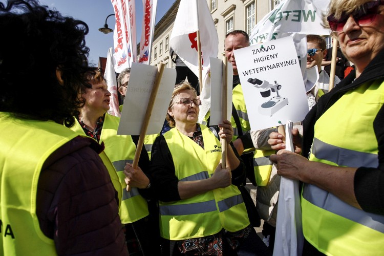 Nie tylko nauczyciele! Solidarność domaga się podwyżek dla wszystkich pracowników budżetówki [ZDJĘCIA], Magda Pasiewicz