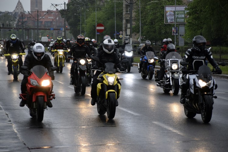 Moto Kropla 2019. Kilkuset motocyklistów przejechało przez miasto [ZDJĘCIA], Paweł Prochowski