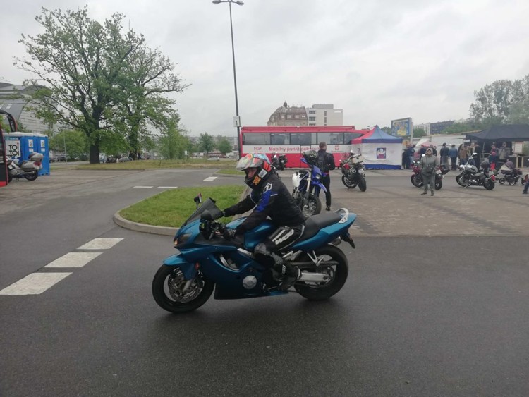 Moto Kropla 2019. Kilkuset motocyklistów przejechało przez miasto [ZDJĘCIA], Marta Gołębiowska