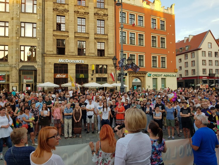 Łańcuch Światła w proteście przeciwko nienawiści, Zbyszek Witkowski/Wrocław dla demokracji