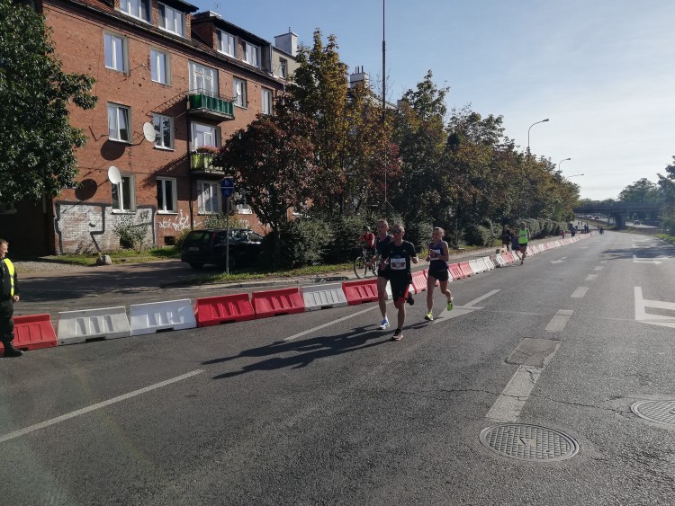 Wrocławski maraton już na ulicach Wrocławia, Bartosz Senderek