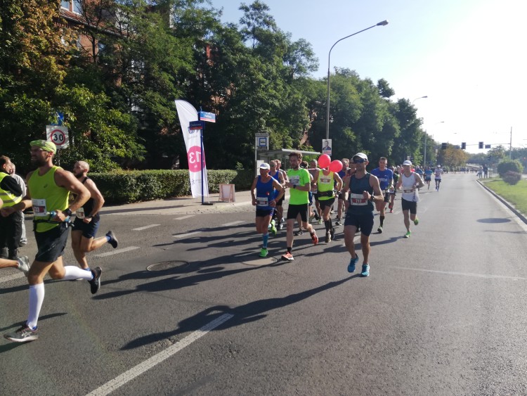 Wrocławski maraton już na ulicach Wrocławia, Bartosz Senderek
